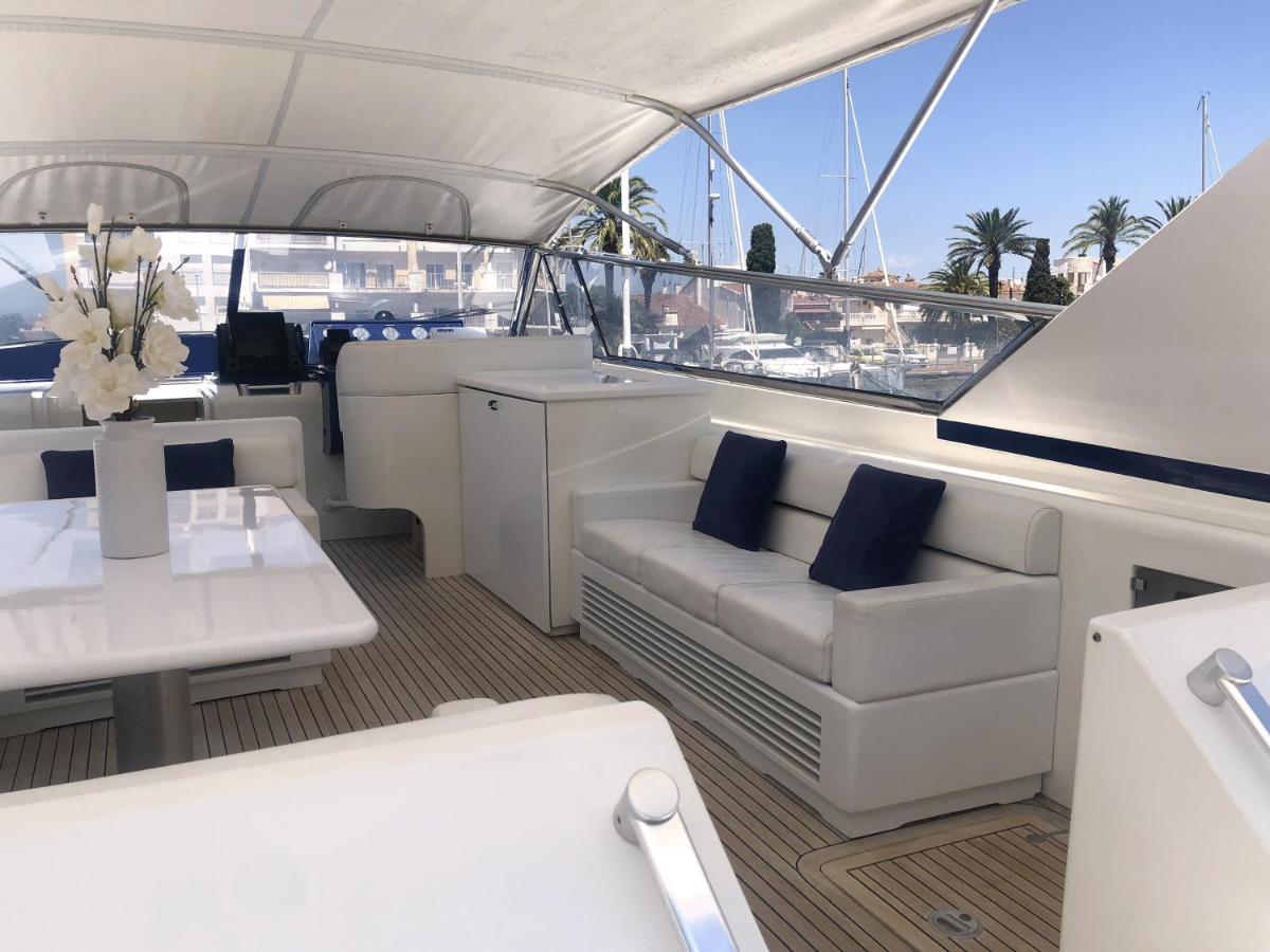 Home Sweet Boat - Chambres d'hôtes Empuriabrava Exterior foto
